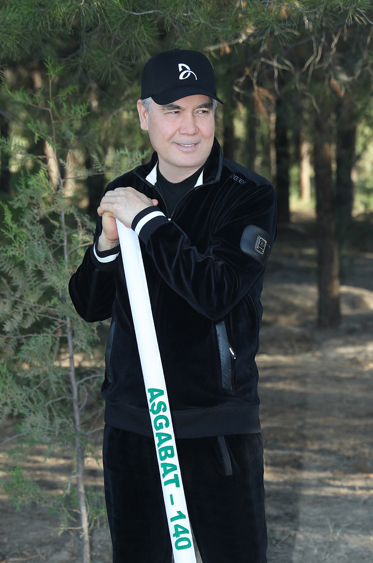 Жетілген әйелдер тобы және жігіт порно видео